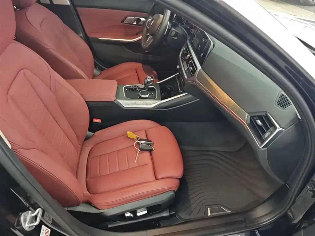 BMW 3 Series 2021 Second Facelift 325i M Sport Night Package фото 25