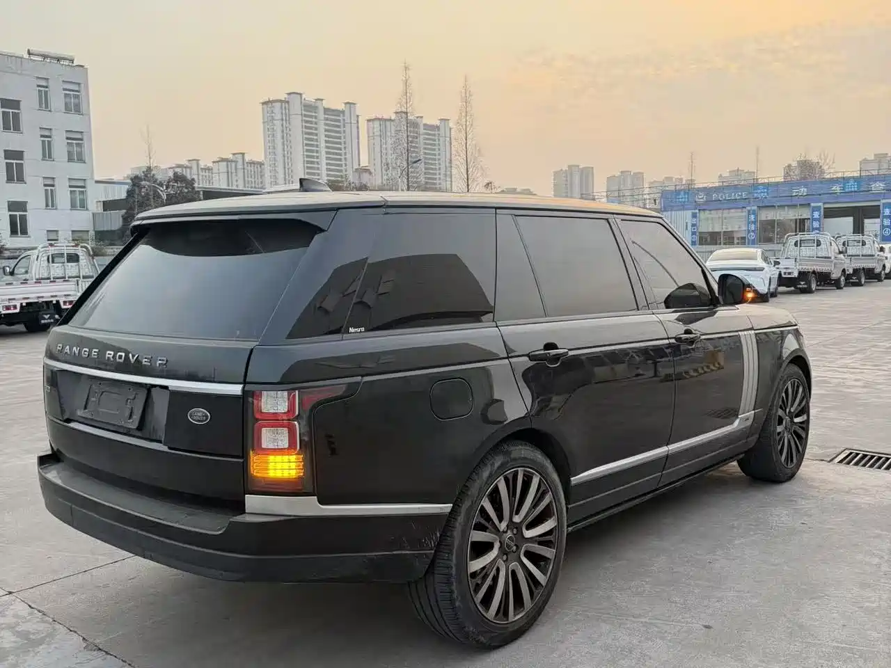 Land Rover Range Rover 2016 3.0 SC V6 Vogue LWB фото 10