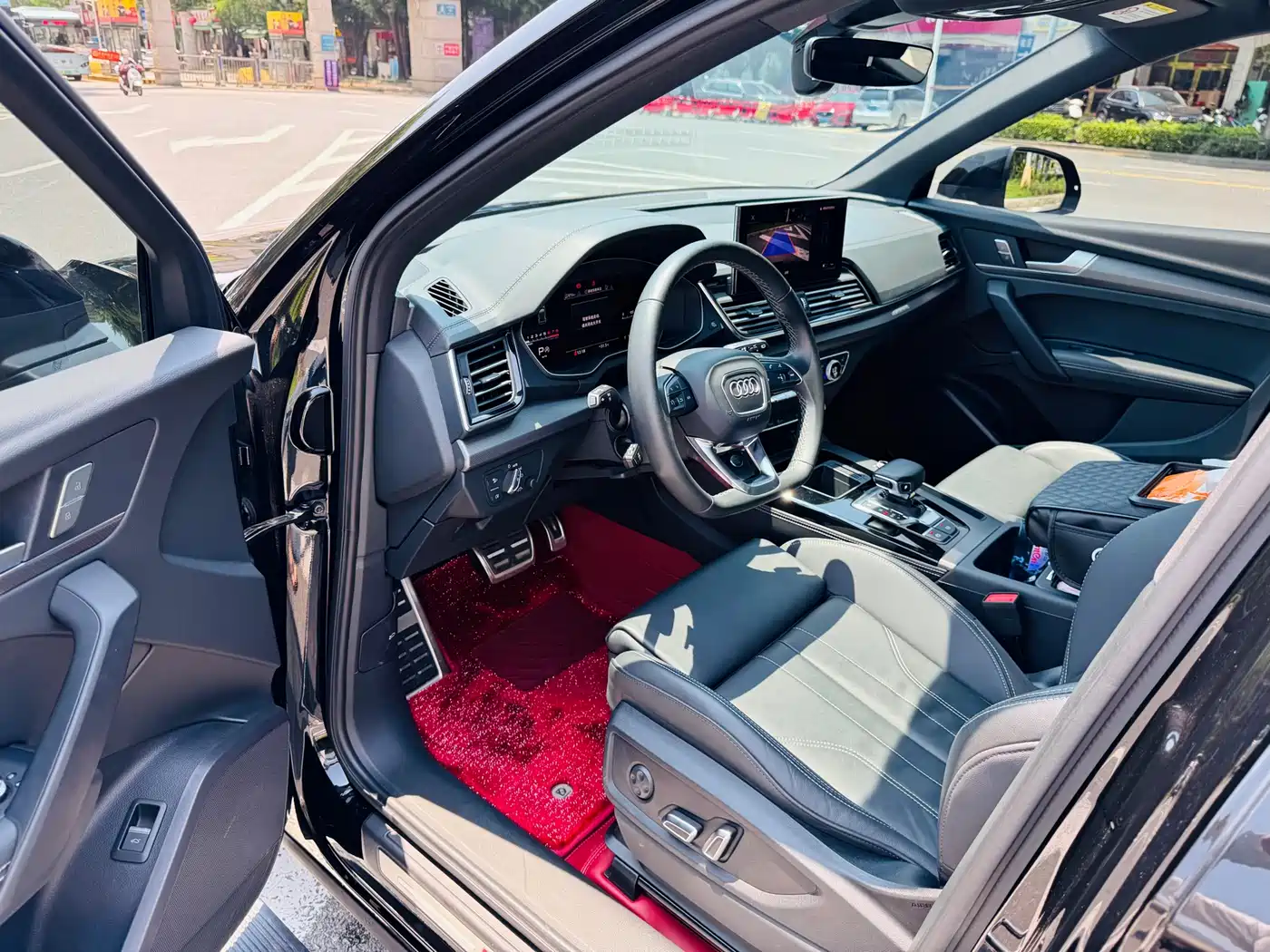 Audi Q5L 2023 45T Luxury Dynamic фото 7