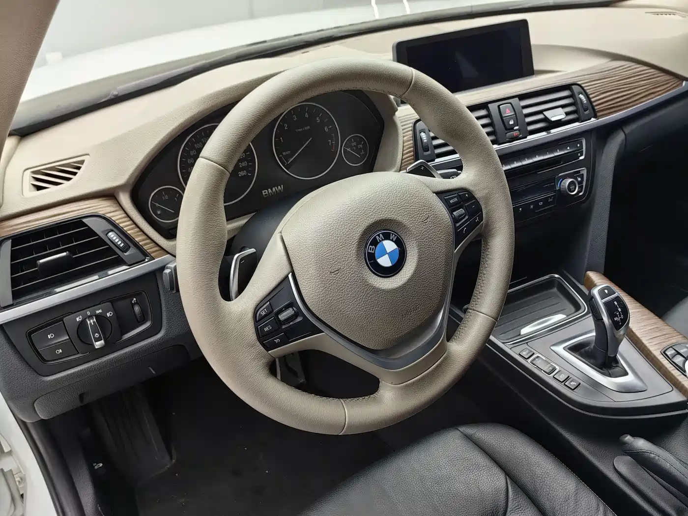BMW 3 Series 2013 328Li Style Design Package фото 5