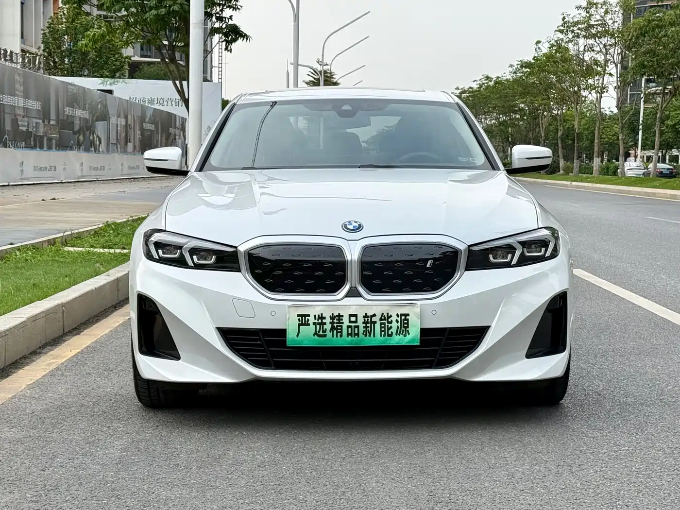 BMW i3 2024 eDrive 35 L фото 2