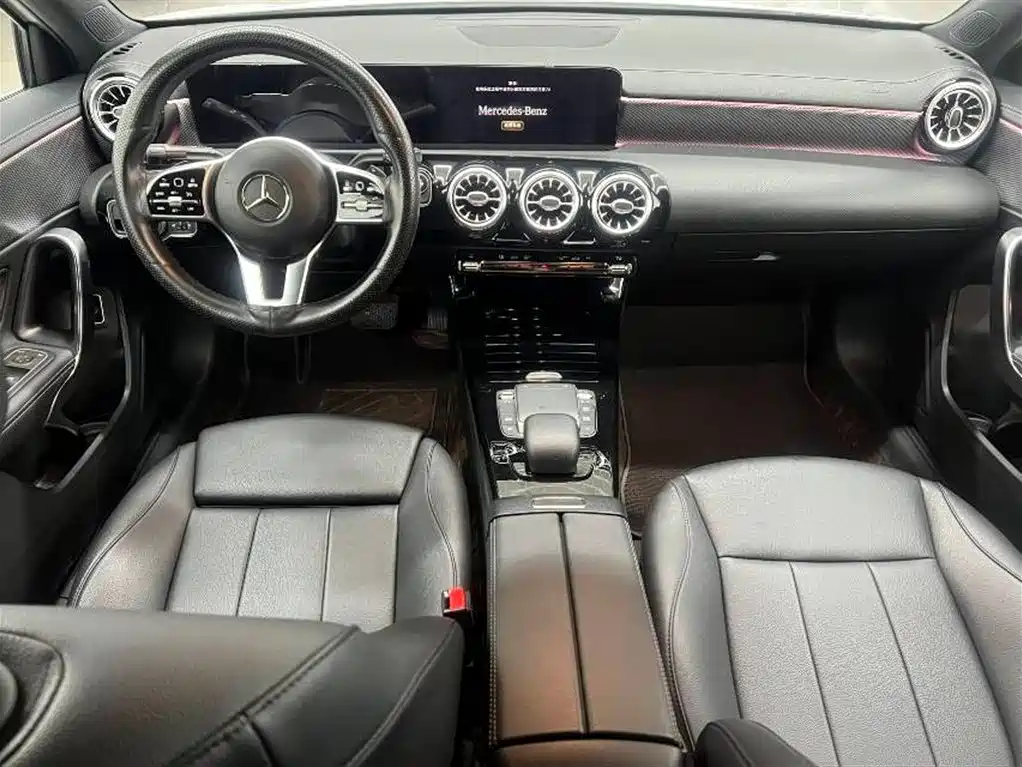Mercedes-Benz A-Class 2022 A 180 L Sport Sedan фото 15