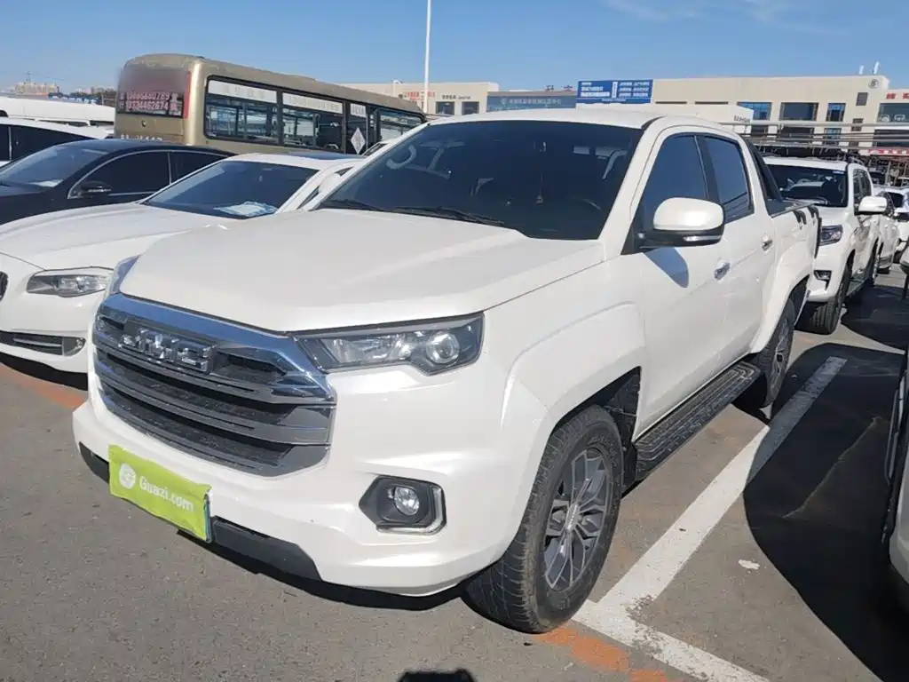 Jiangling Yuhu 7 2022 2022 2.0T Automatic Diesel 4WD Comfort Standard Wheelbase