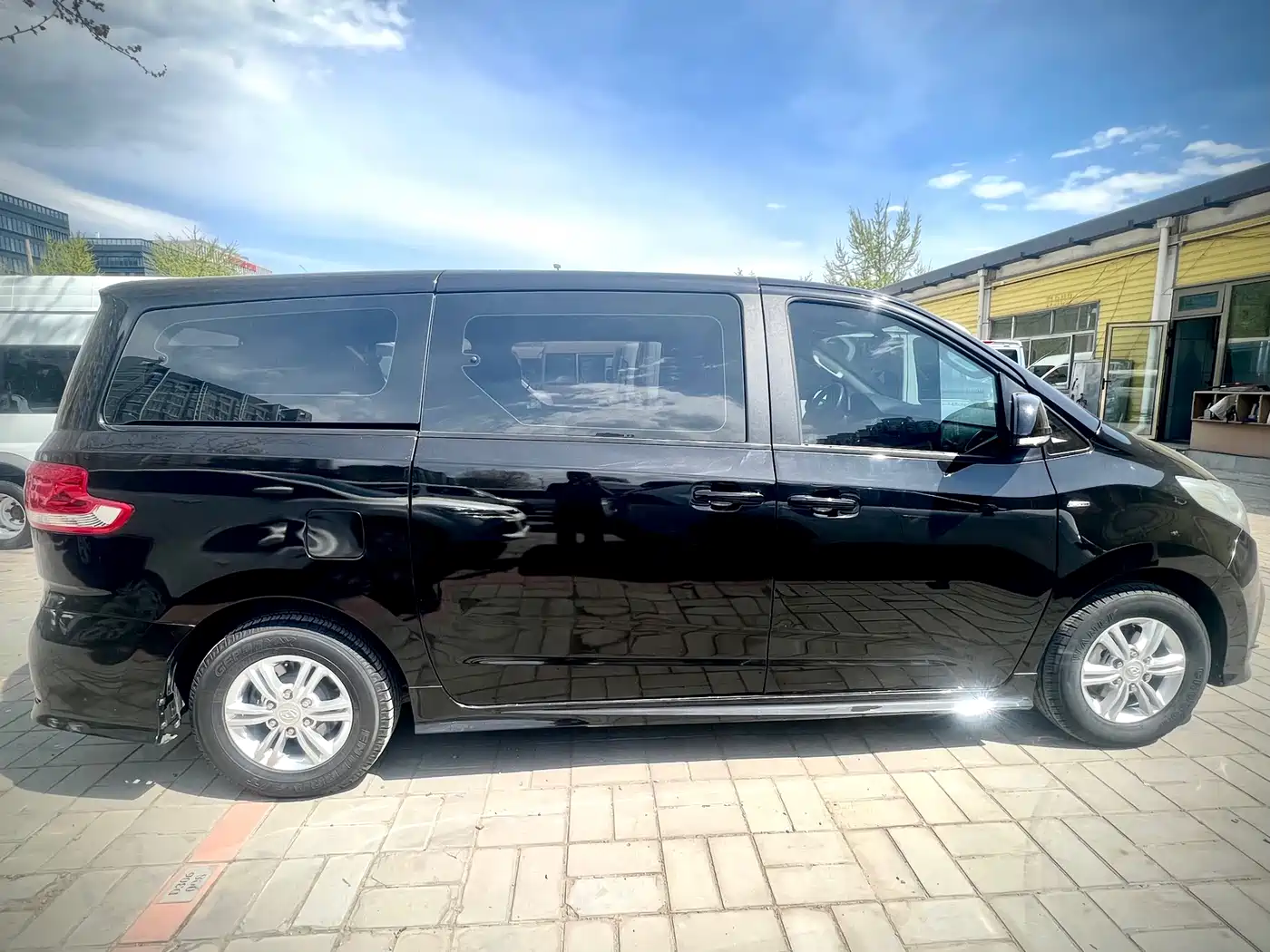 SAIC MAXUS CHASE G10