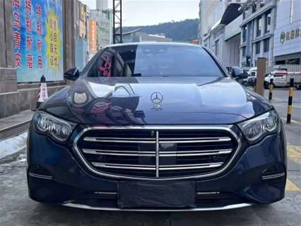 Mercedes-Benz E-Class 2024 E 300 L Fashion фото 2