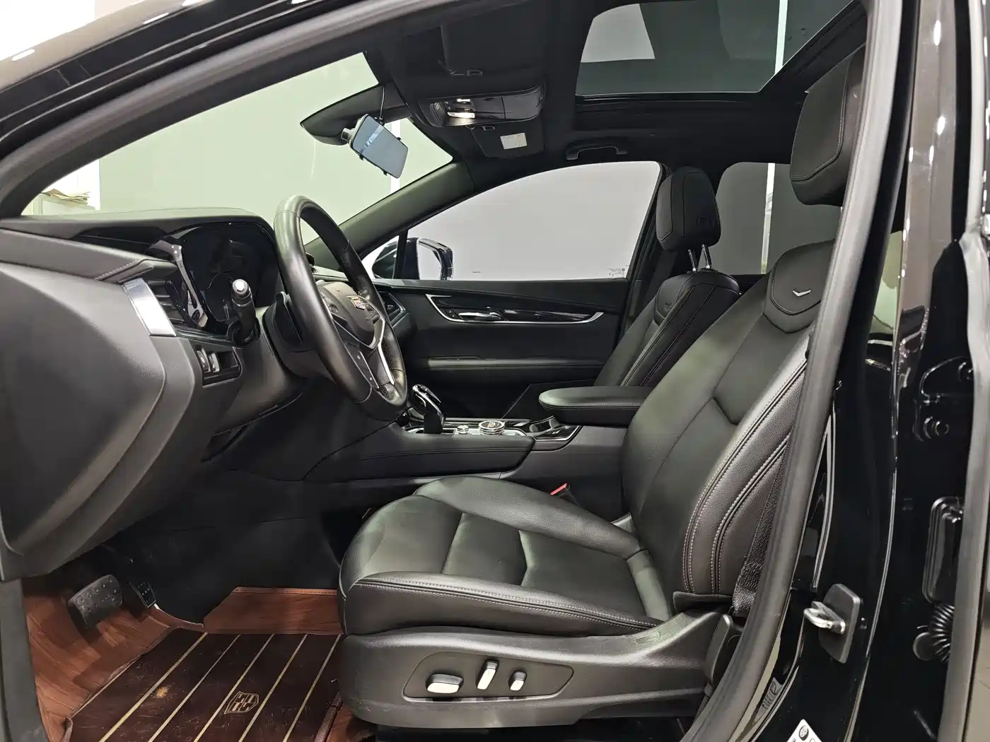 Cadillac XT5 2024 2.0T FWD Fashion Edition фото 8