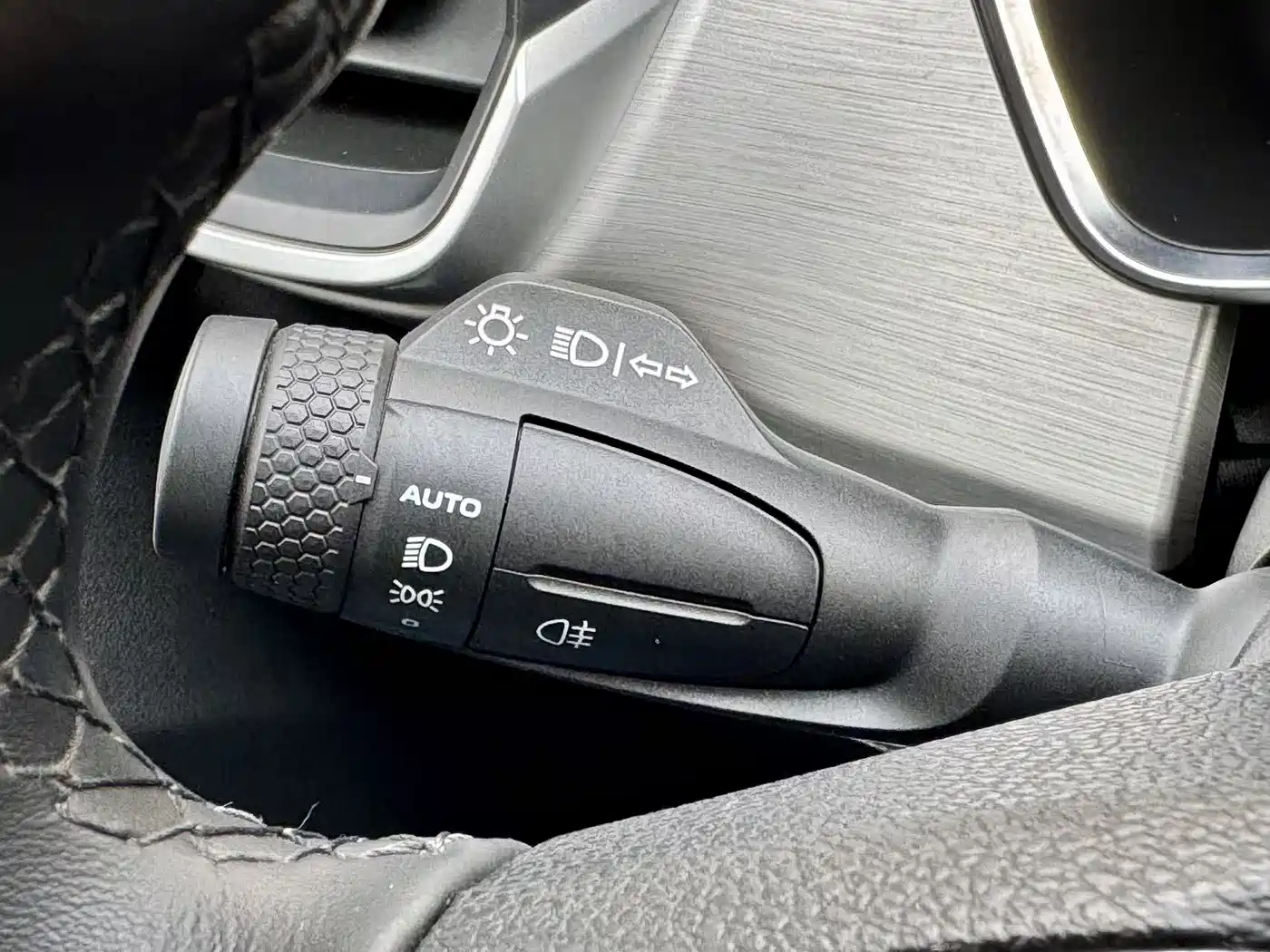 GEELY AUTOMOBILE BINYUE