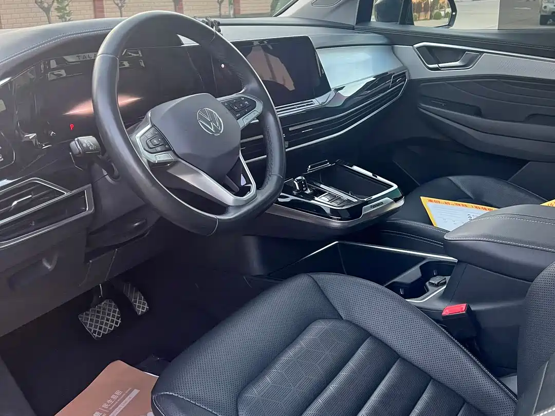 Volkswagen Talagon 2022 380TSI 4WD Luxury Premium Pro Edition 6-seater фото 7