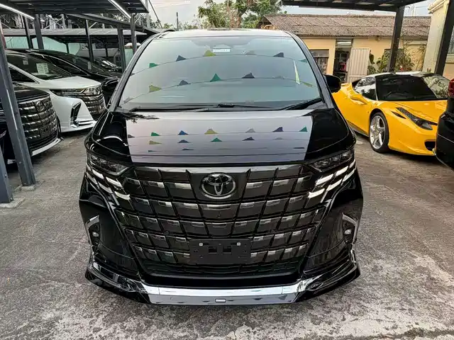 Toyota Alphard 2024