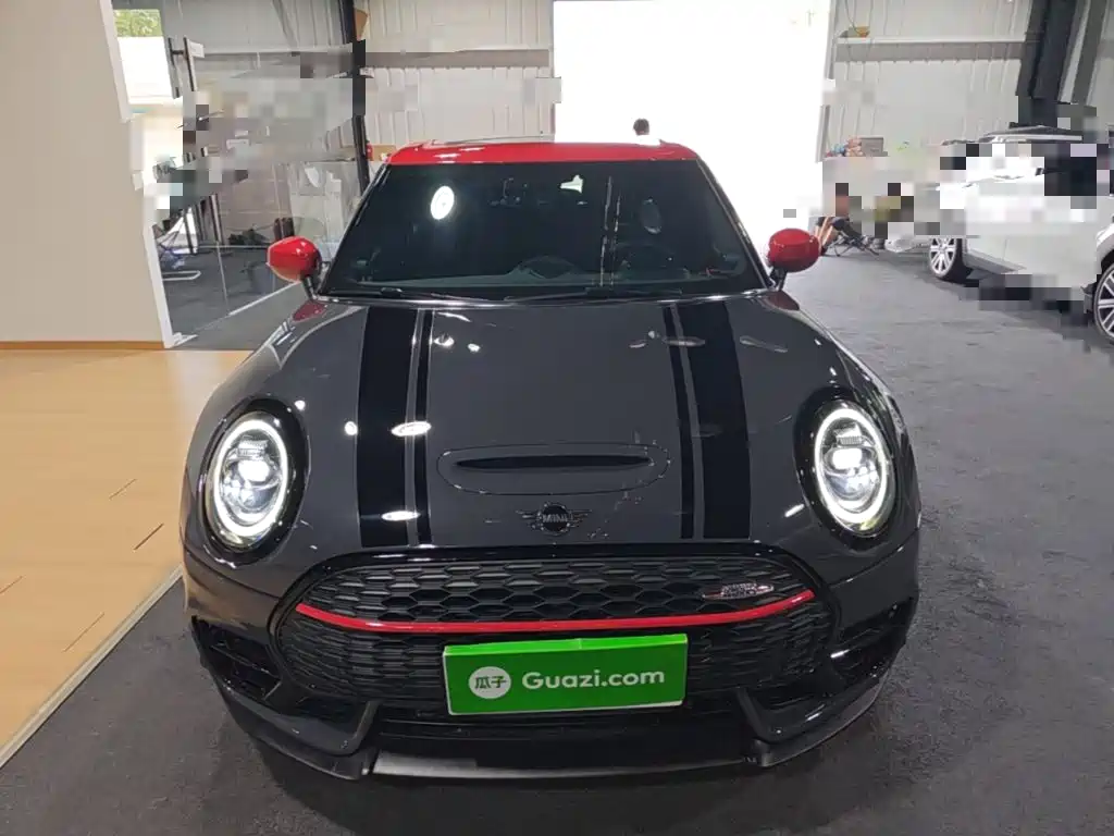 2021 MINI JCW CLUBMAN