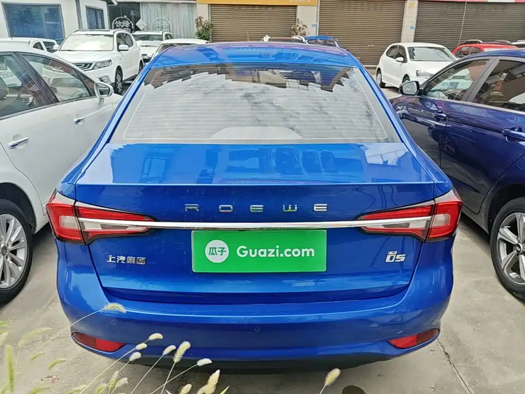 Фото 6 - Roewe i5