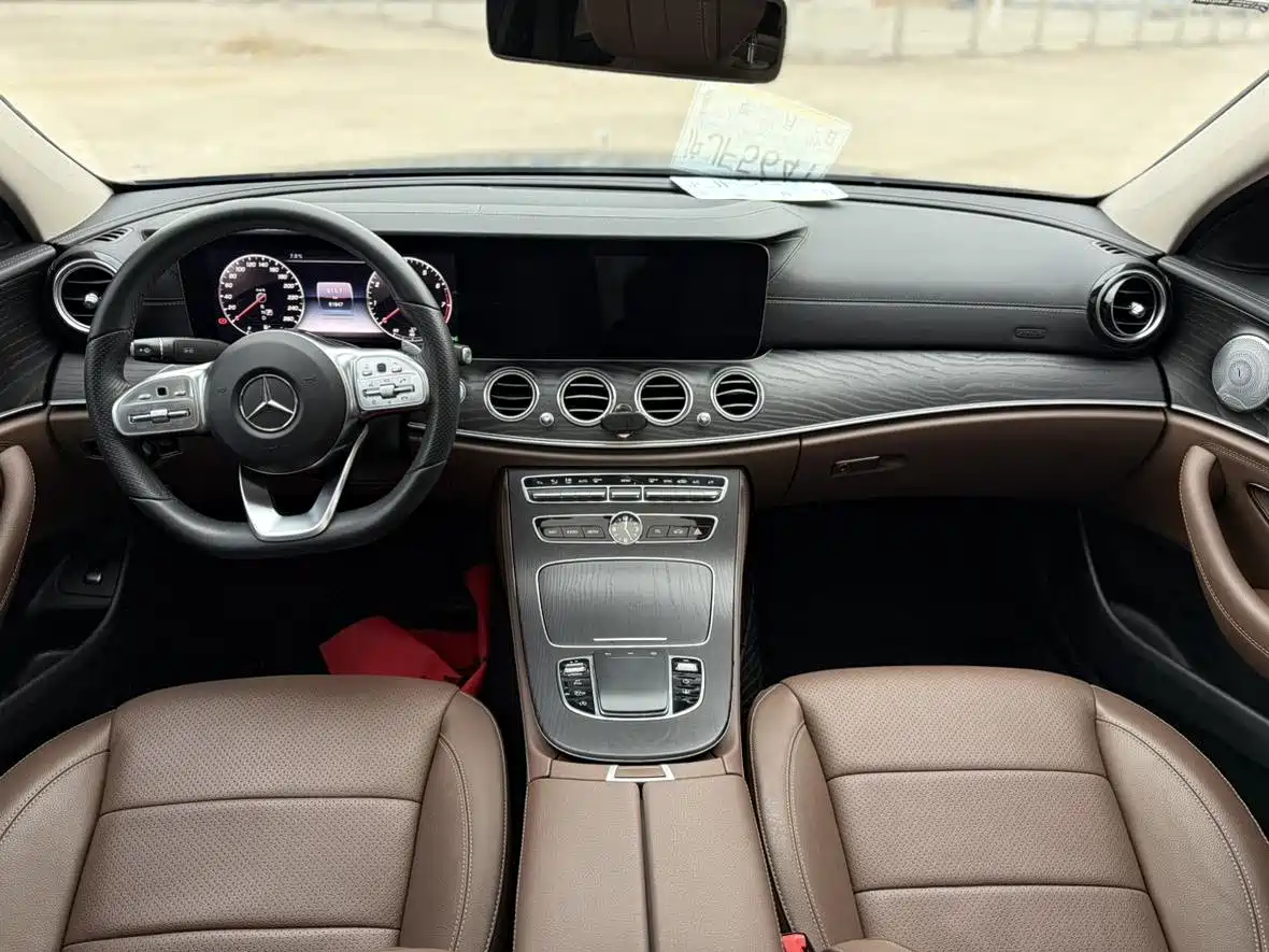 Mercedes-Benz E-Class 2020 E 300 L Luxury Model фото 5