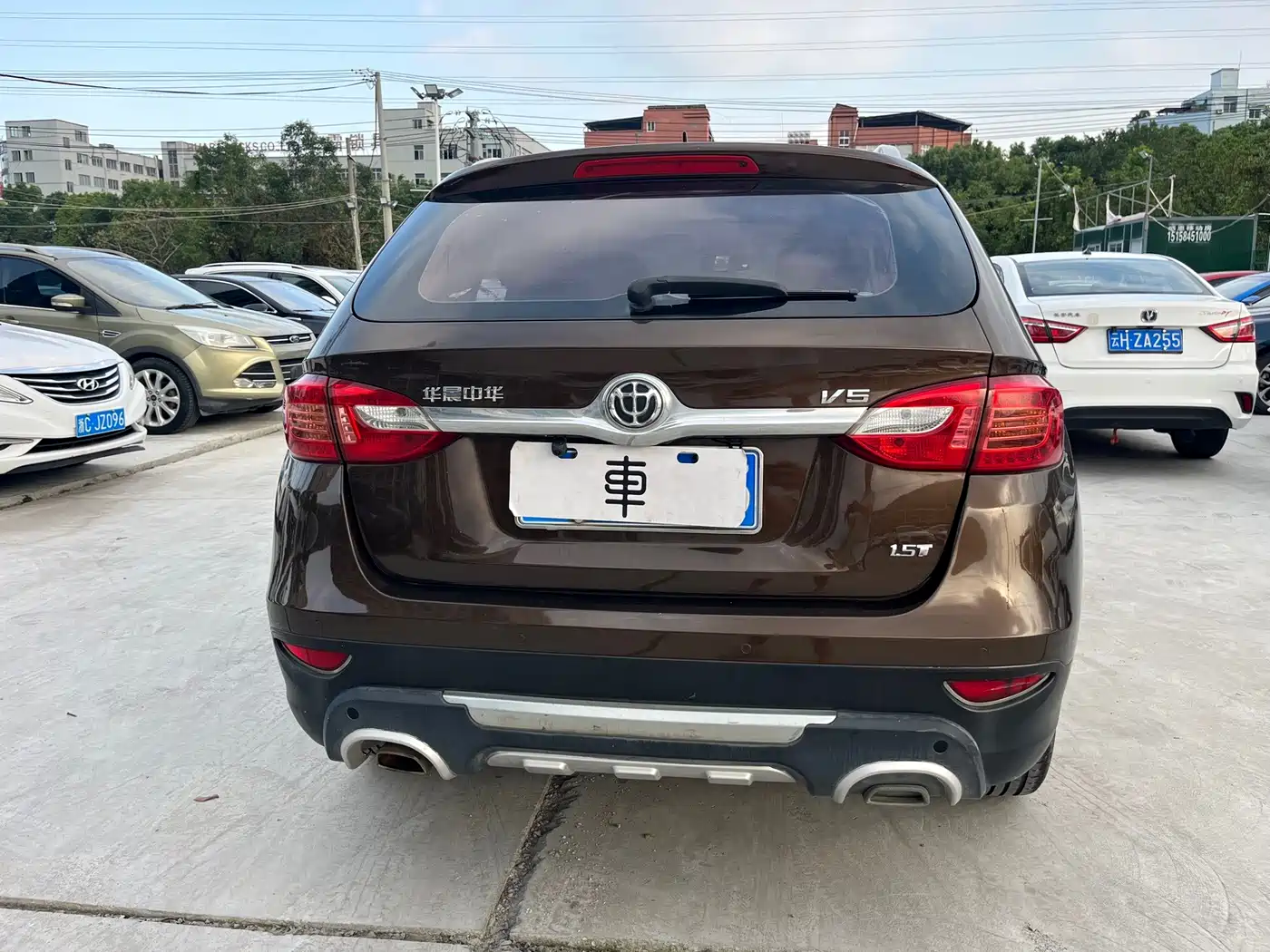 Zhonghua V5 2014 2012 1.5T Automatic 2WD Luxury