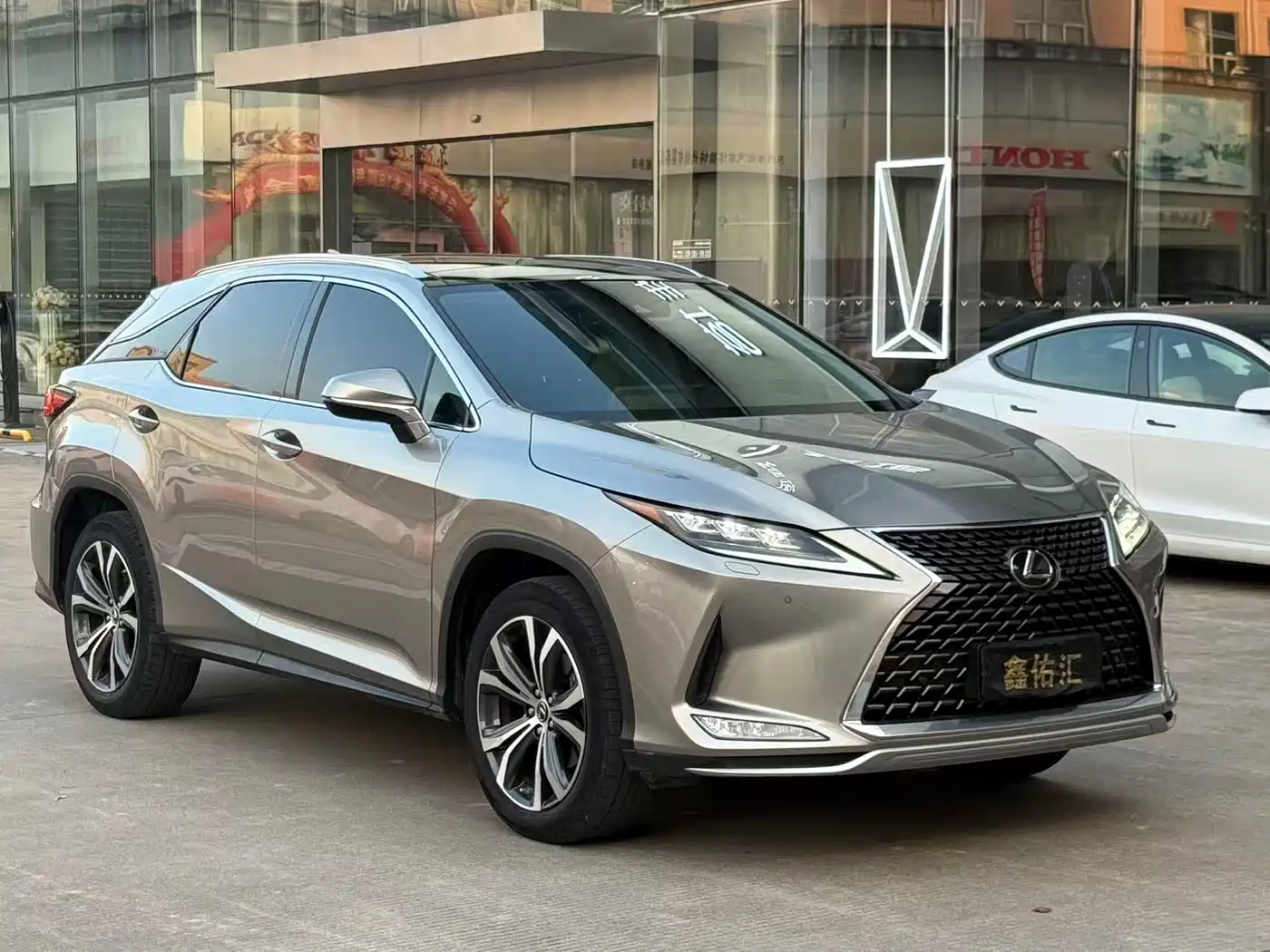 Lexus RX 2020 Facelift 300 AWD Elegance Edition