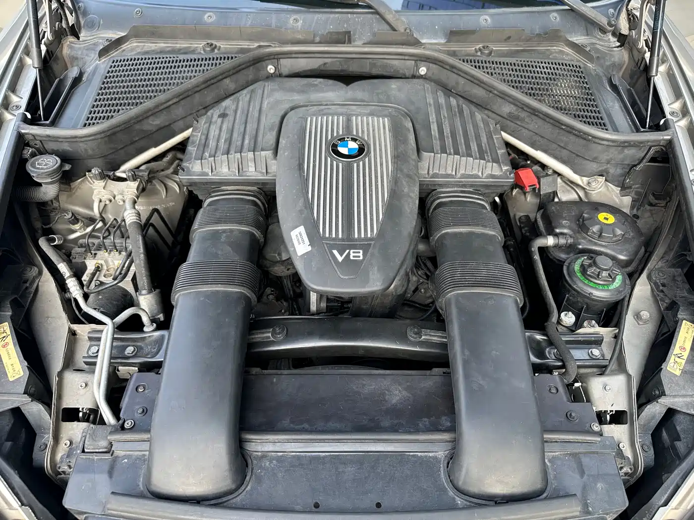 BMW X5 (Import) 2008 Model xDrive48i Luxury Type фото 19