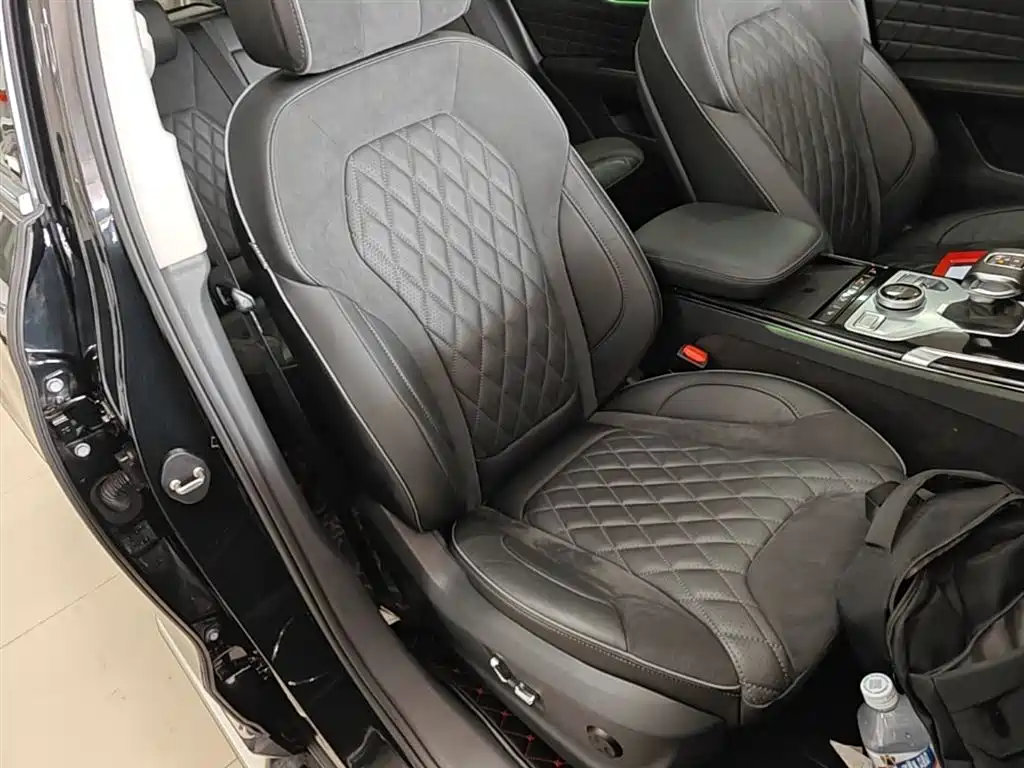 Hongqi HS5 2019 2.0T Smart Connect Enjoy Edition фото 25