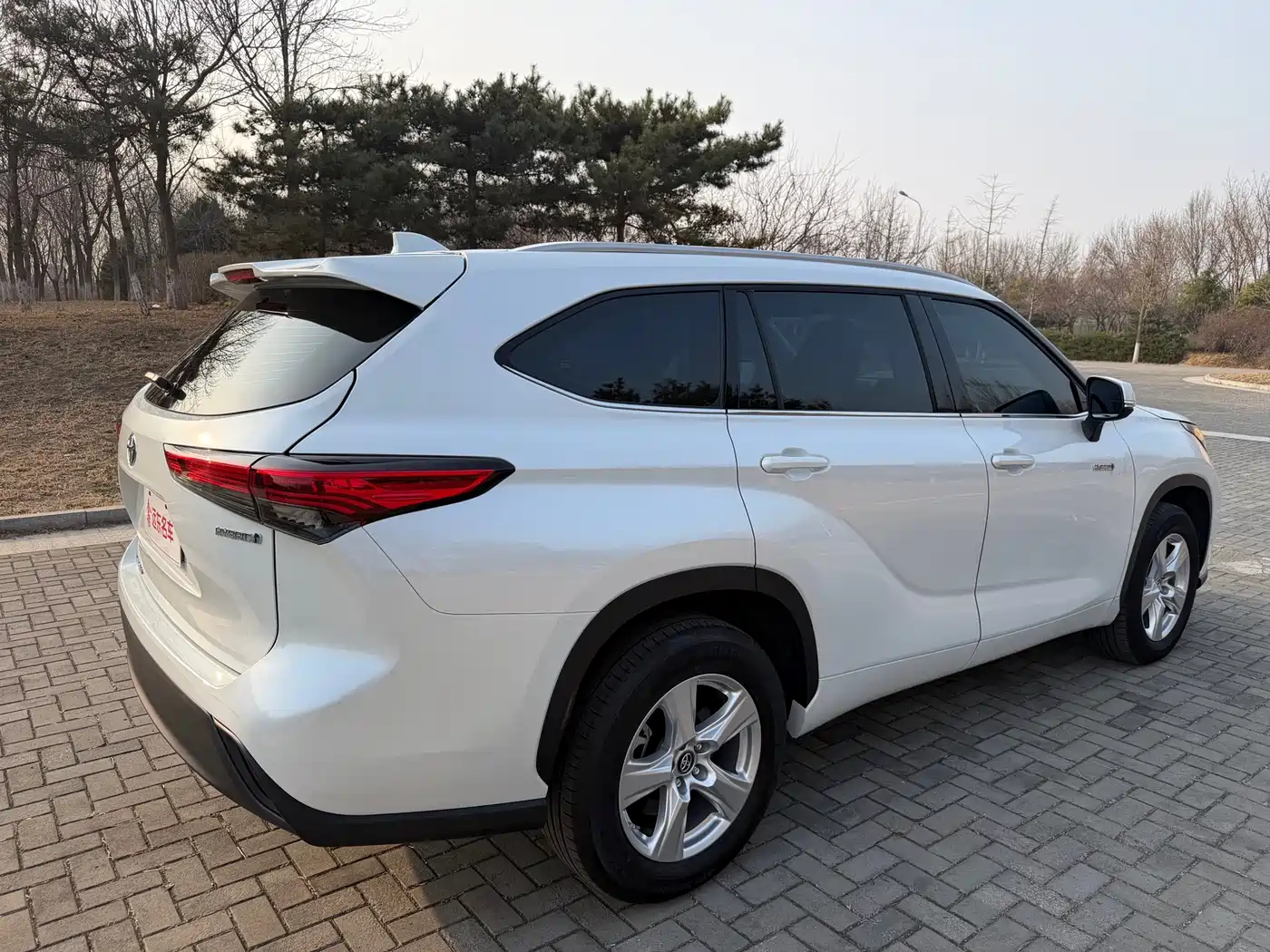 Toyota Highlander 2024 2.5L Smart Hybrid 2WD Elite 5-seater фото 10