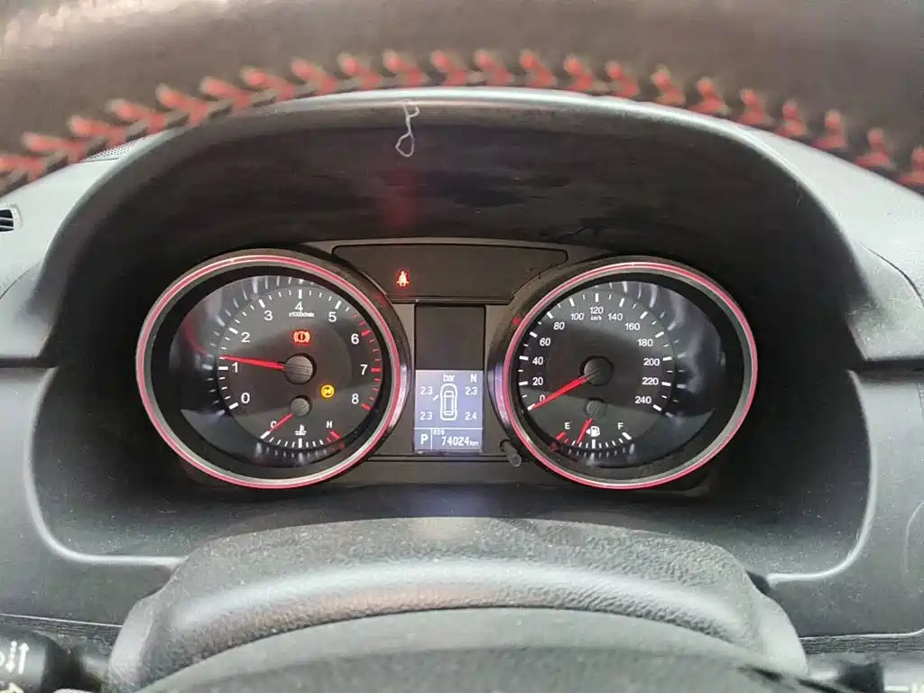 Фото 15 - Haval M6