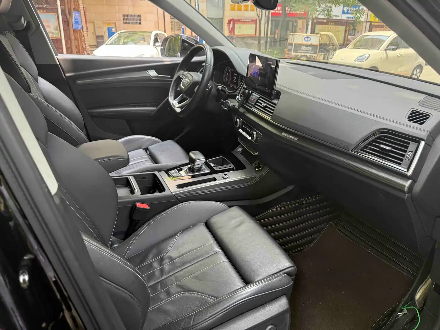 Audi Q5L 2021 40 TFSI Luxury Dynamic фото 2