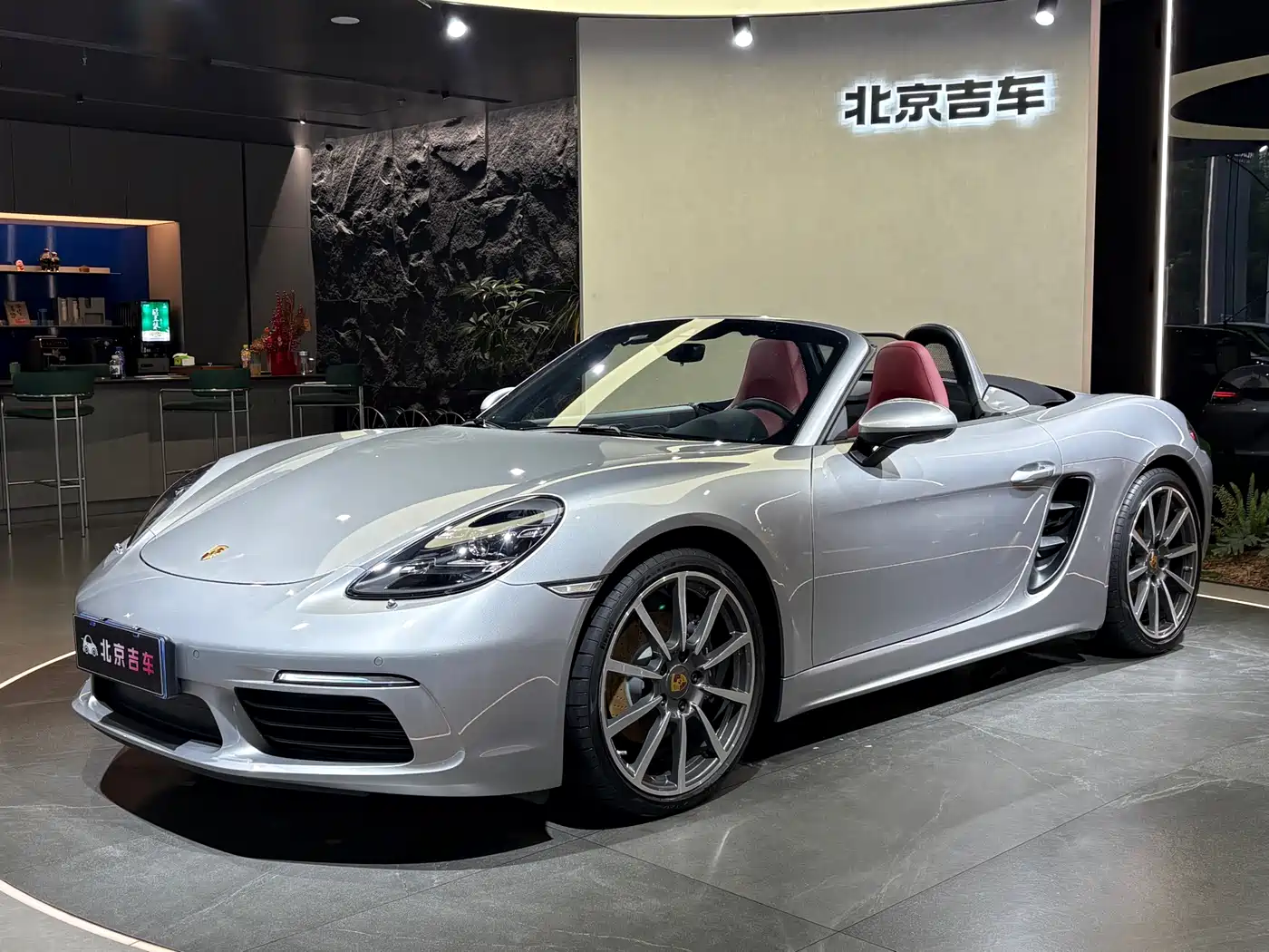 Porsche 718 2018 Boxster 2.0T фото 6