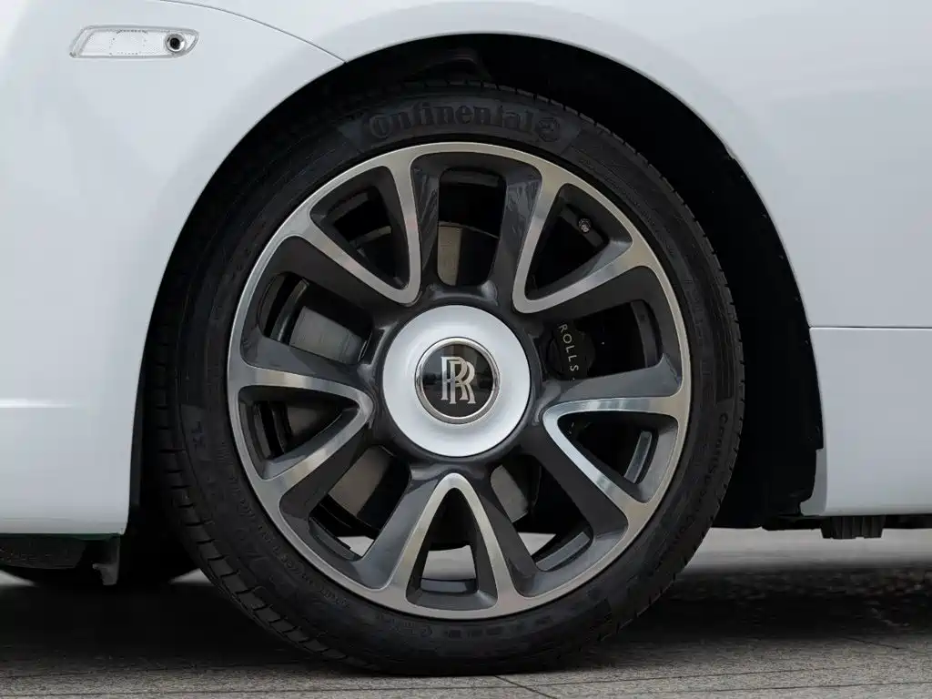 Фото 8 - Rolls-Royce Wraith