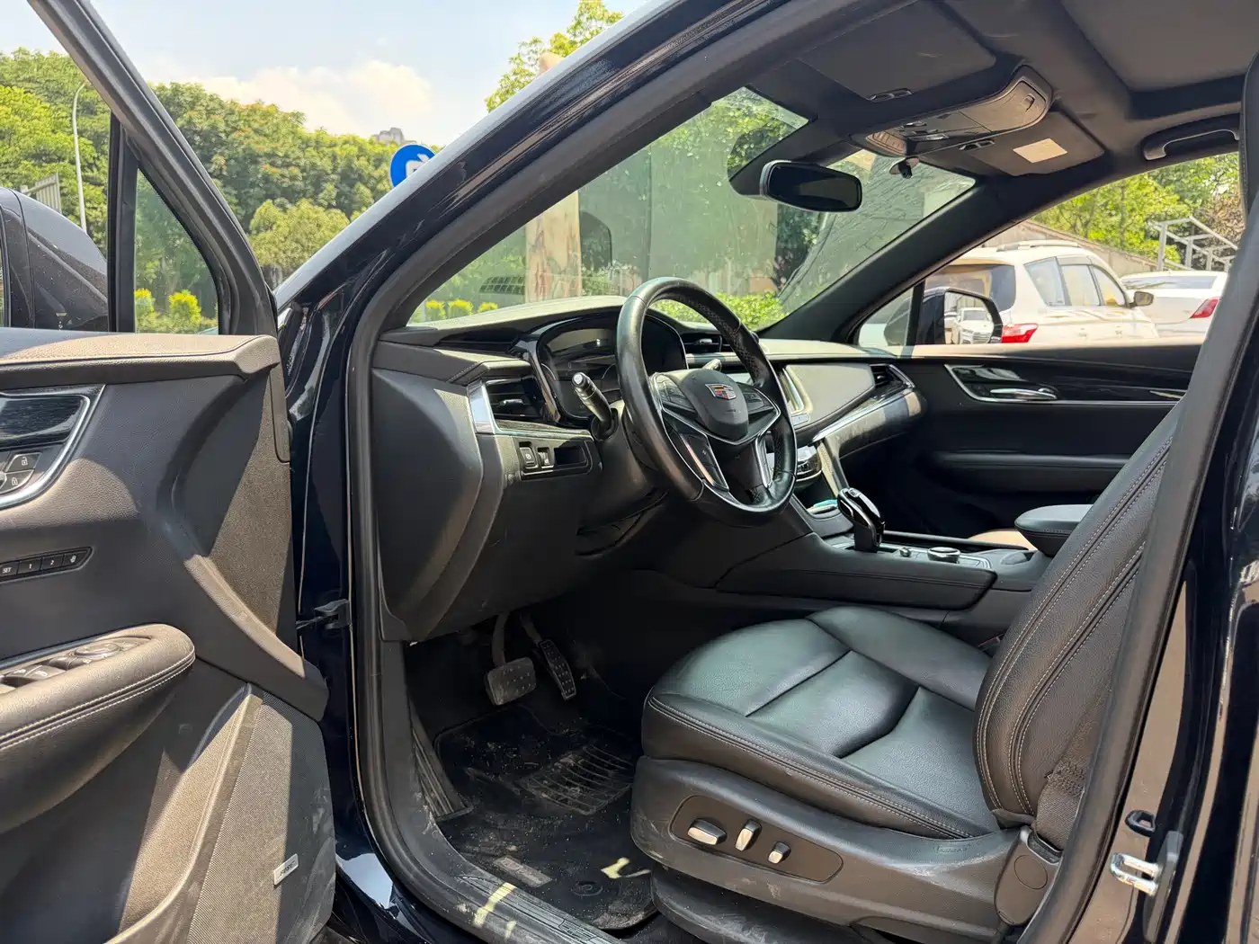 Cadillac XT5 2021 2.0T 2WD Luxury Edition фото 3