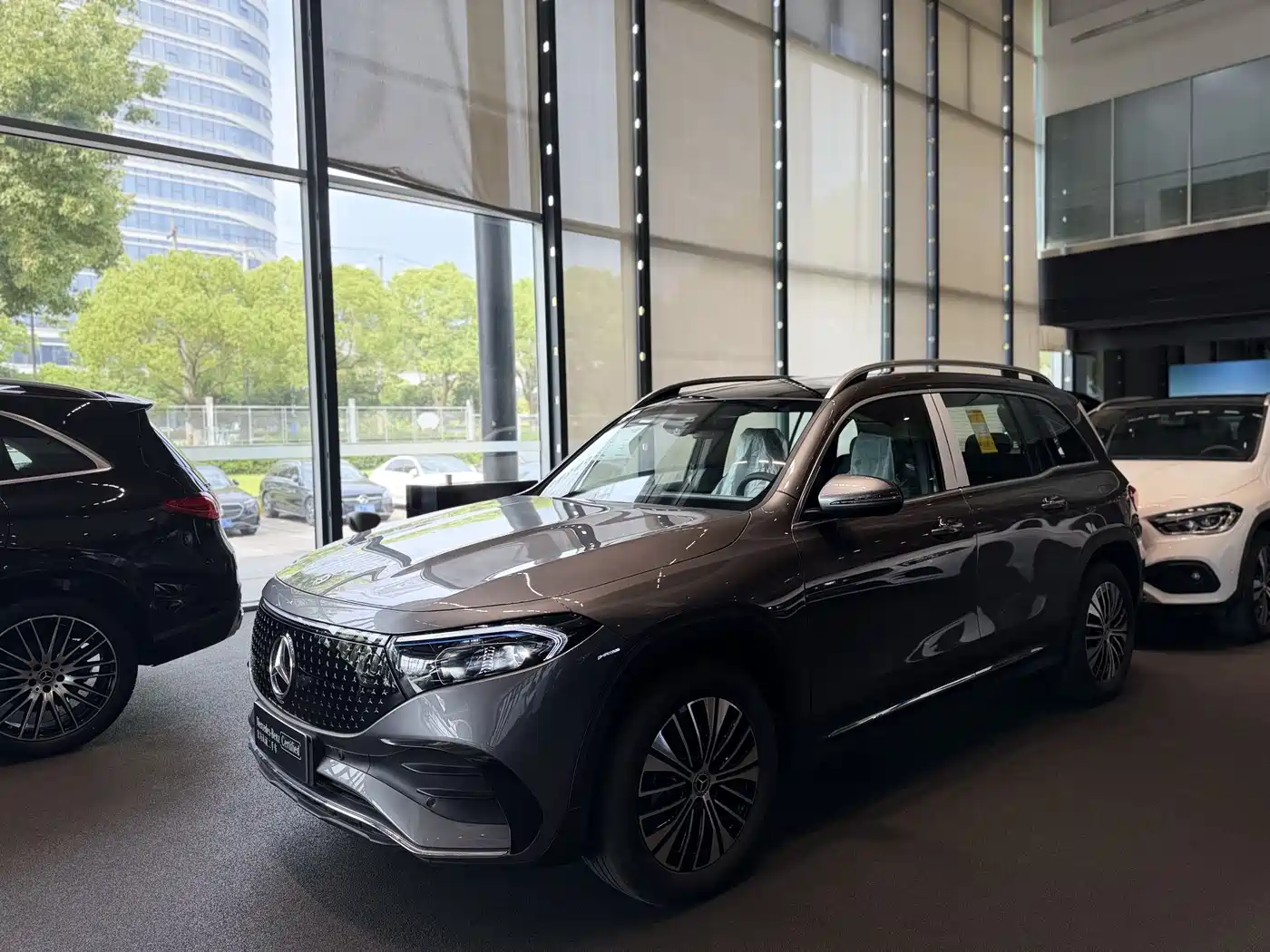 Mercedes-Benz EQB 2025 EQB 260