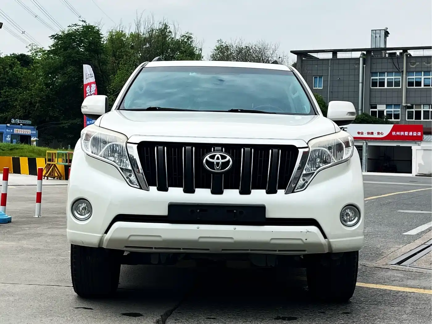 Toyota Prado (Import) 2014 2.7L Automatic Standard Edition фото 2