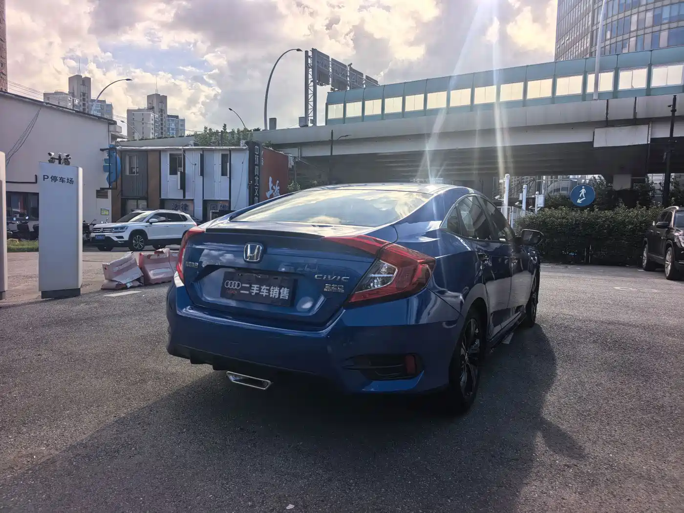 Фото 4 - Honda Civic
