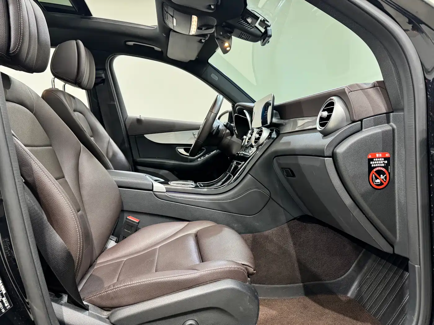 Mercedes-Benz GLC 2021 GLC 260 L 4MATIC Sporty фото 33