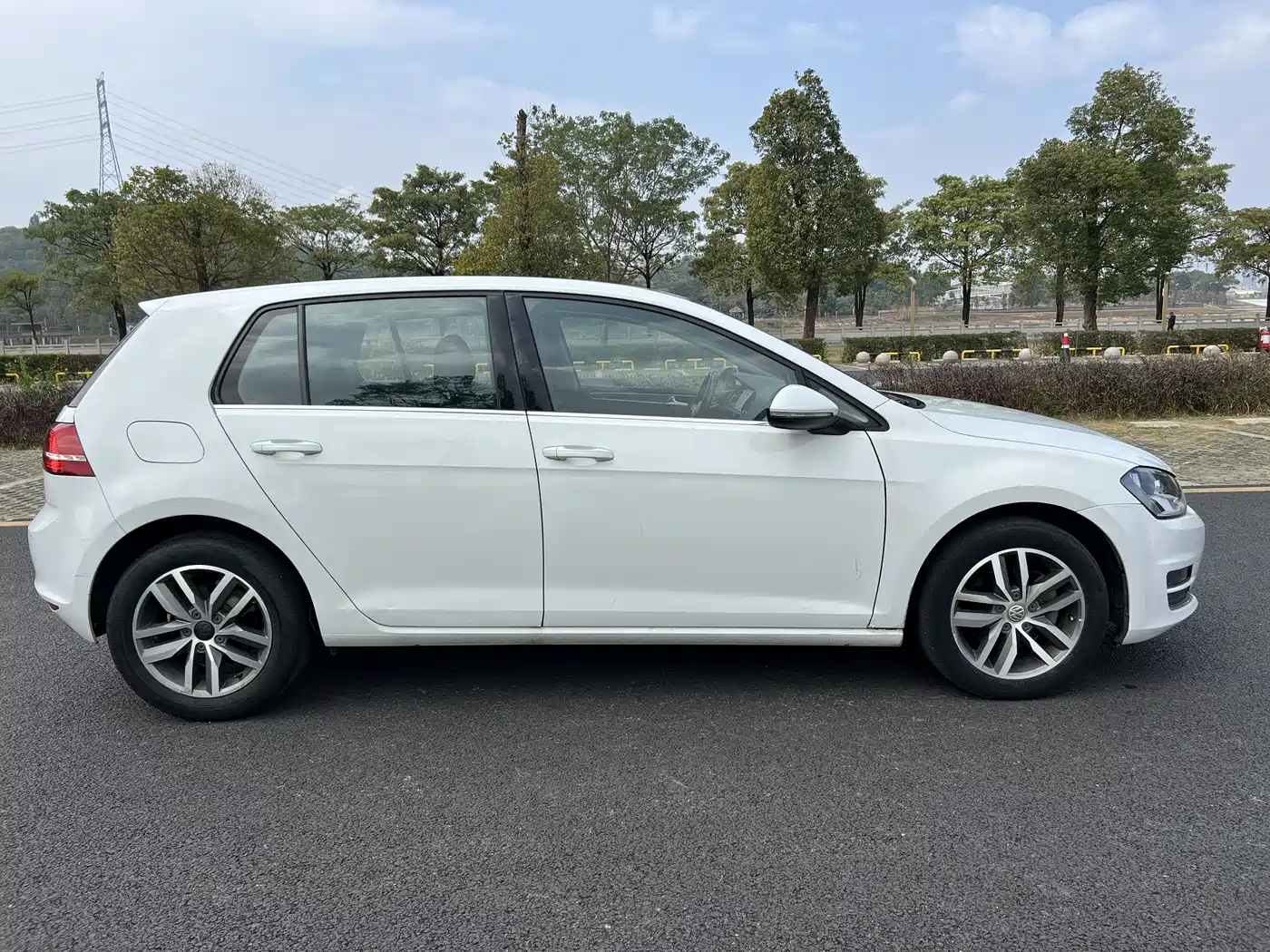 Volkswagen Golf 2016 230TSI Automatic Luxury фото 8