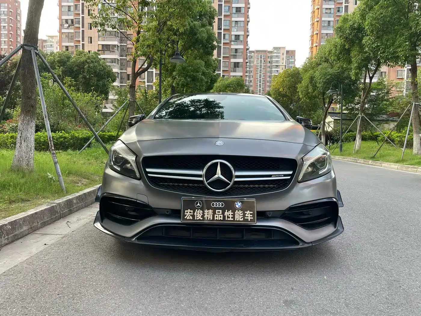 Mercedes-Benz A-Class AMG (Import) 2016 AMG A 45 4MATIC фото 2
