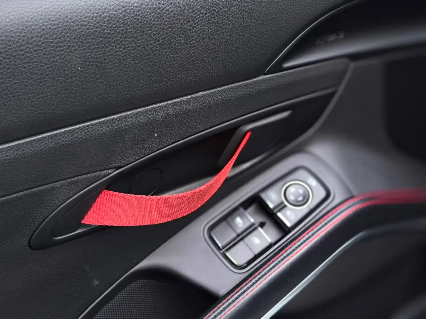 Porsche 718 2019 Cayman T 2.0T фото 12