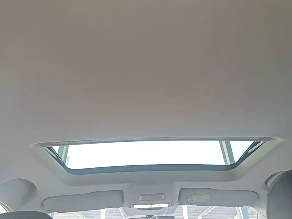 Photo 18 - Roewe i5
