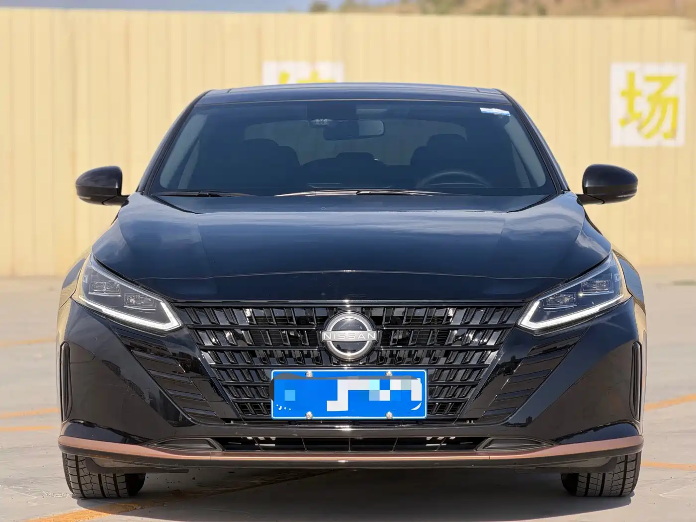 Nissan Teana 2025 2025 2.0L SV Black Gold Edition