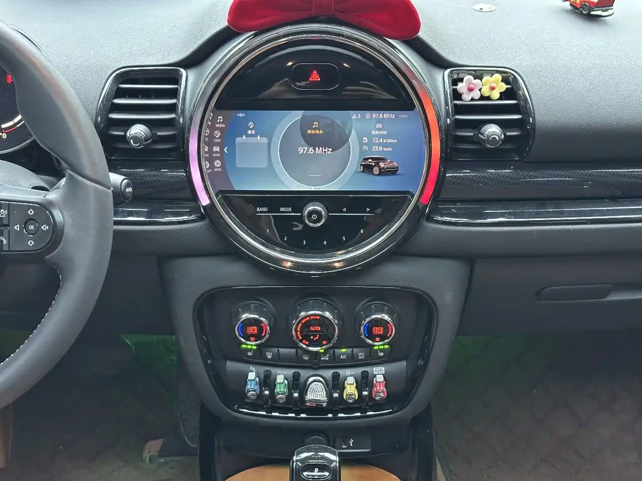 MINI CLUBMAN 2023 2022 Facelift 1.5T COOPER Connoisseur