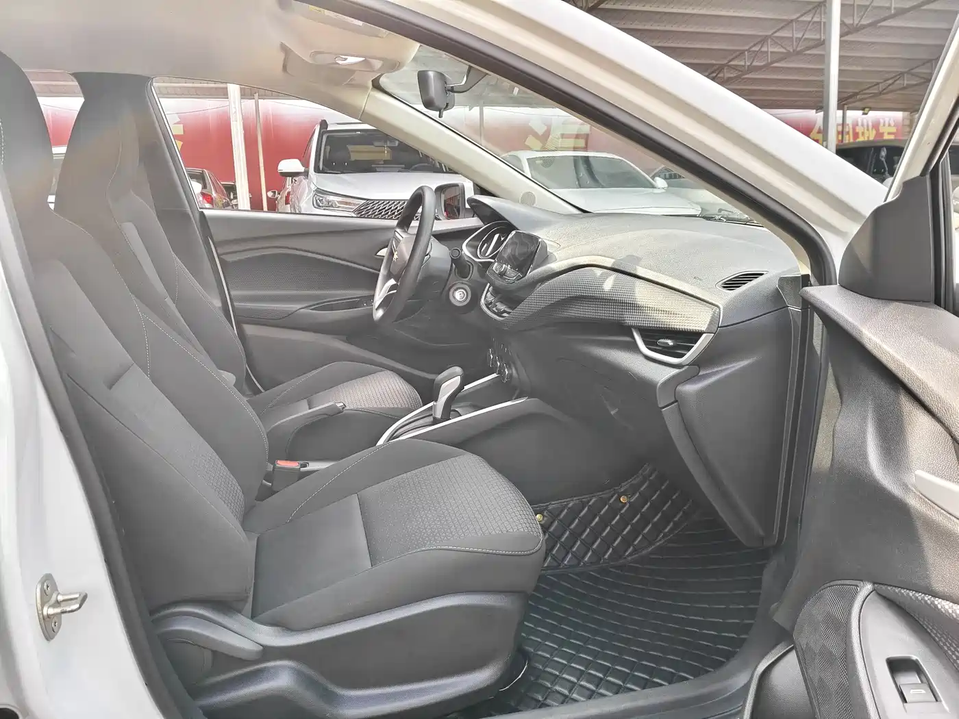 Chevrolet Cavalier 2022 325T Auto Delight Edition фото 7