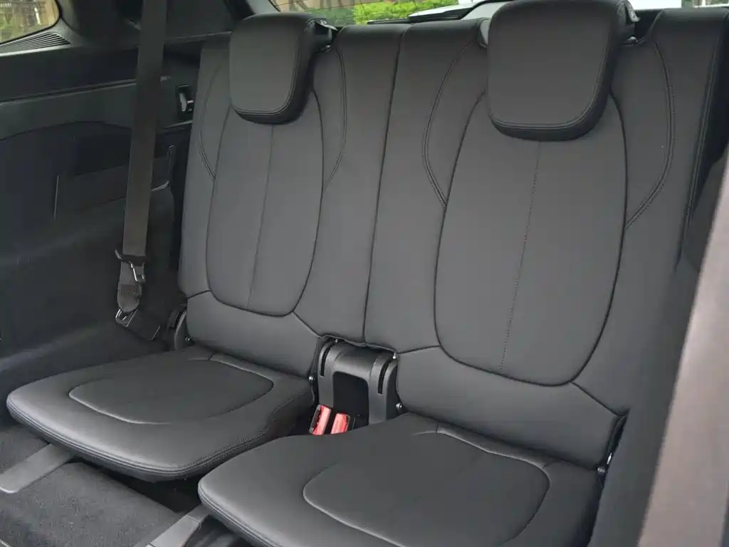 BMW 2 Series Gran Tourer 2019 220i Premium Sport Package фото 11