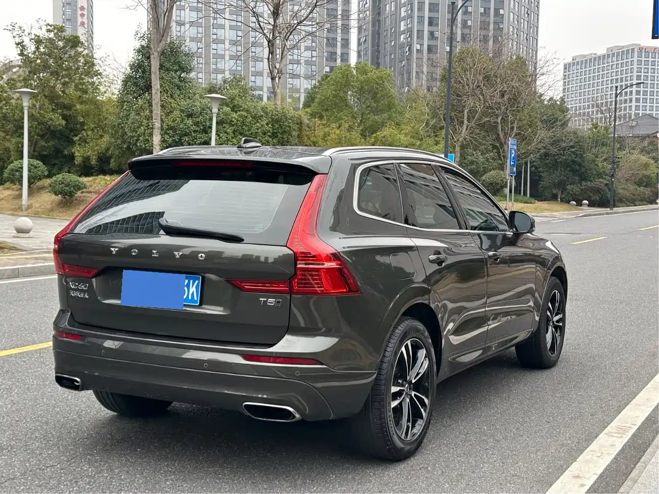 VOLVO XC60