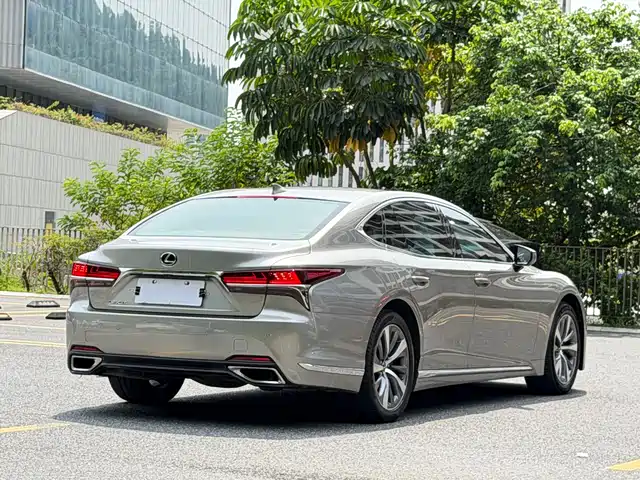Lexus LS 2018 350 Excellence Edition China V — фото 5