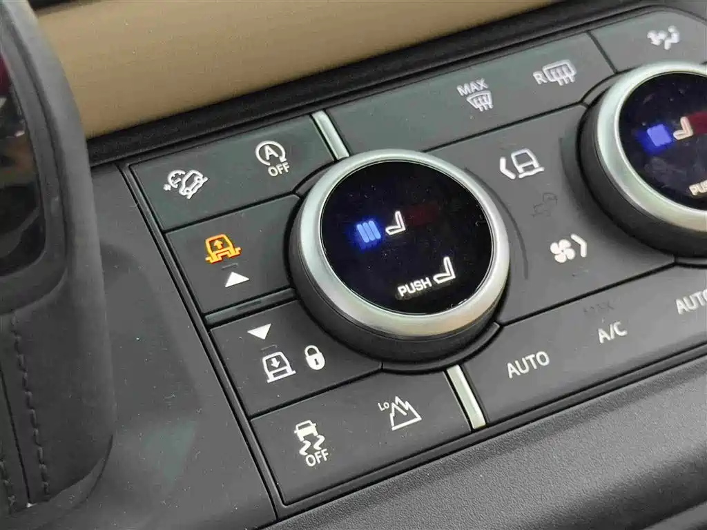 Land Rover Defender 2026 2025 110 3.0T P400 -Dynamic HSE