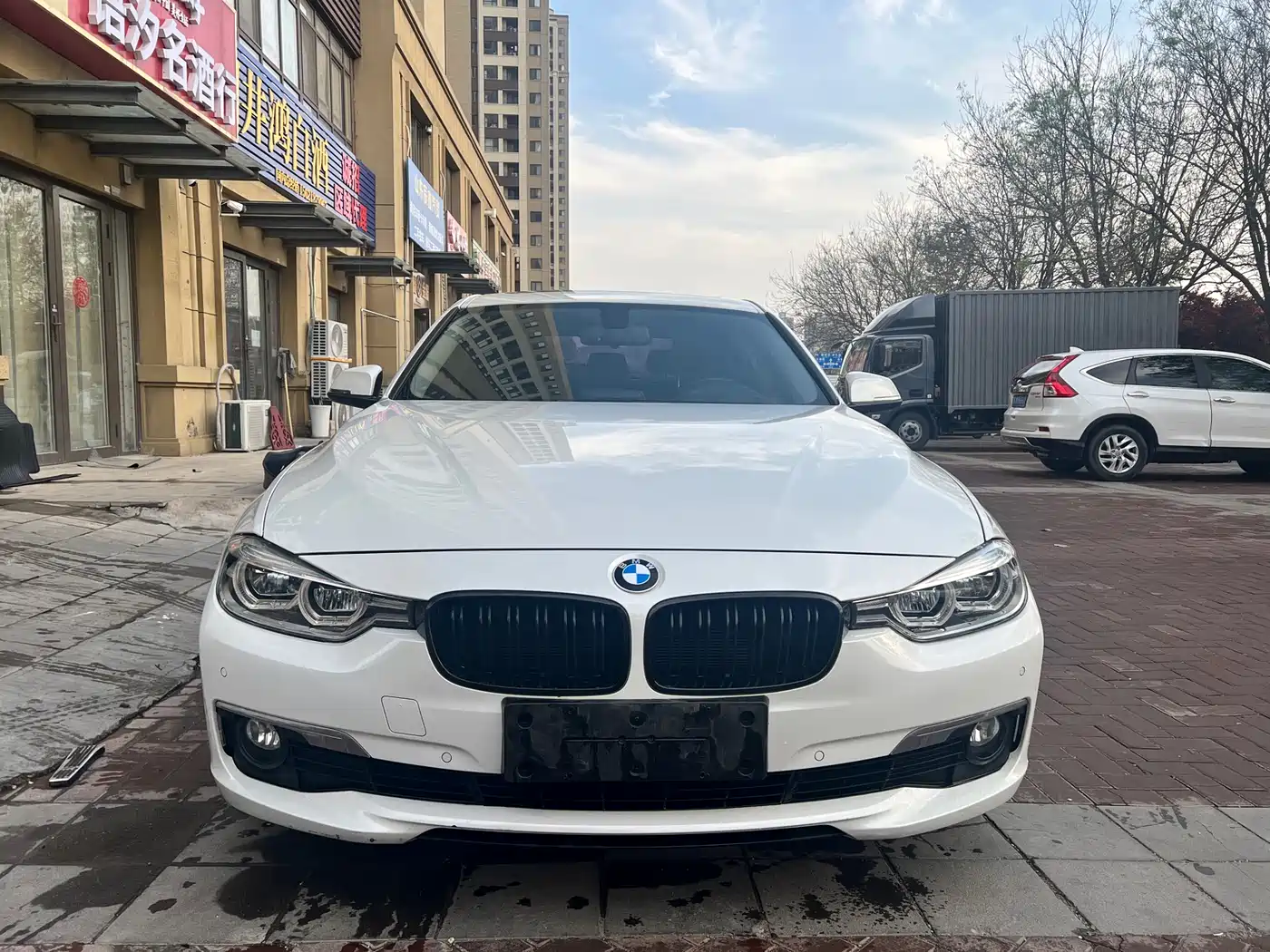BMW 3 Series 2017 320Li Fashion фото 2