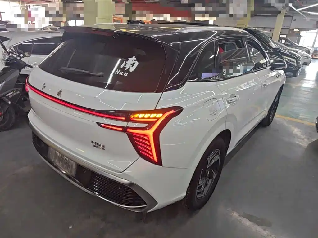 Hongqi HS3 2023 1.5T 2WD Virtue Edition фото 7