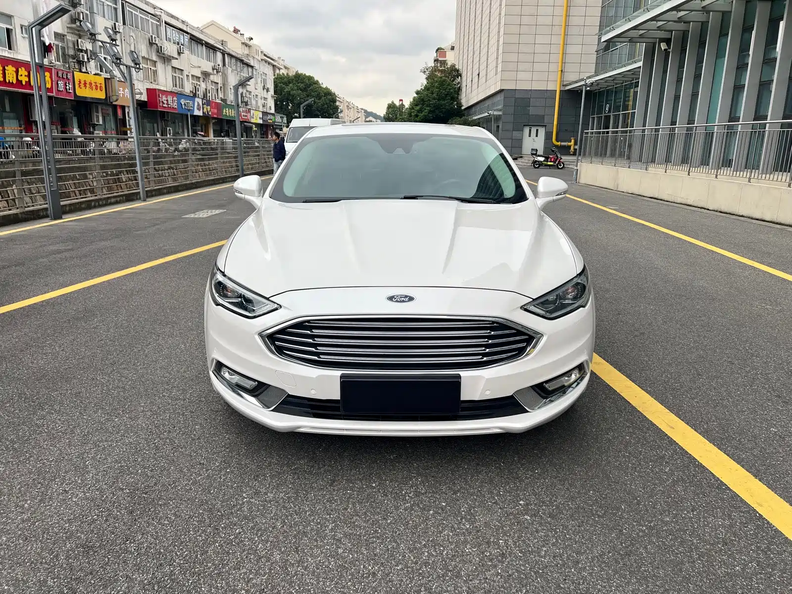 صورة 3 - Ford Mondeo