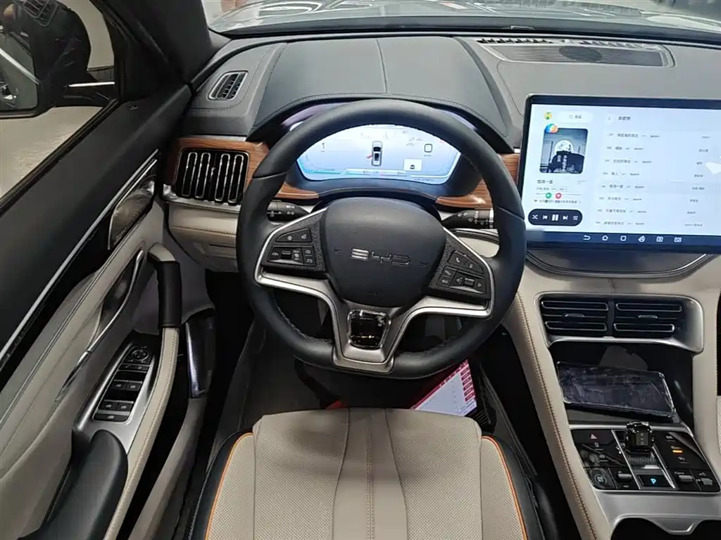 BYD Song PLUS PHEV 2024 Glory Edition DM-i 110km Flagship PLUS фото 11