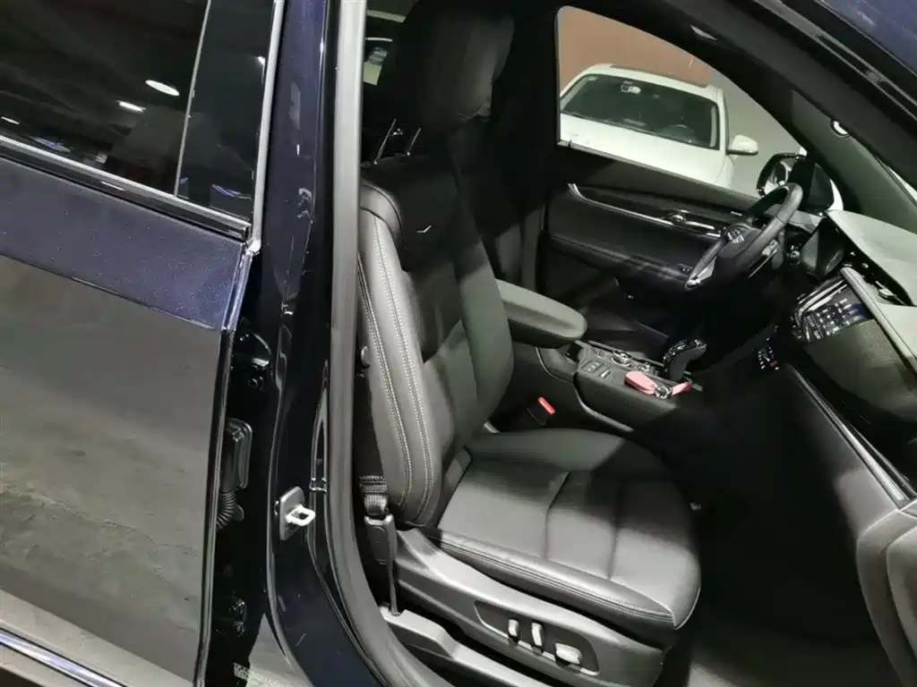 Cadillac XT6 2020 28T 6-Seater Luxury Model фото 25
