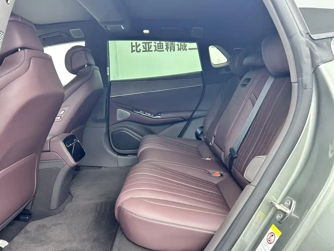 Denza Z9GT 2026 2024 Model 1100 AWD Max Edition