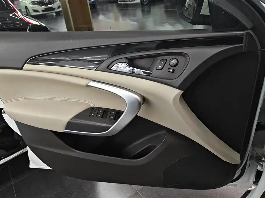 Buick Regal 2015 2.0L Leading Fashion Model фото 7