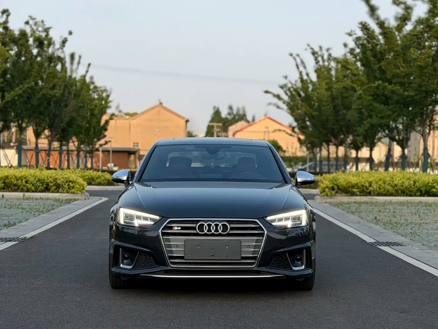 Audi S4 2018 S4 3.0TFSI фото 2