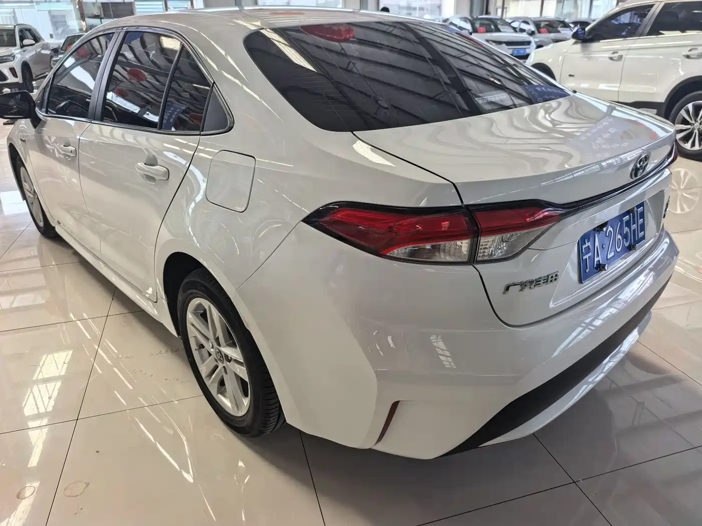 Toyota Levin 2023 Smart Hybrid 1.8L Leading Edition фото 6